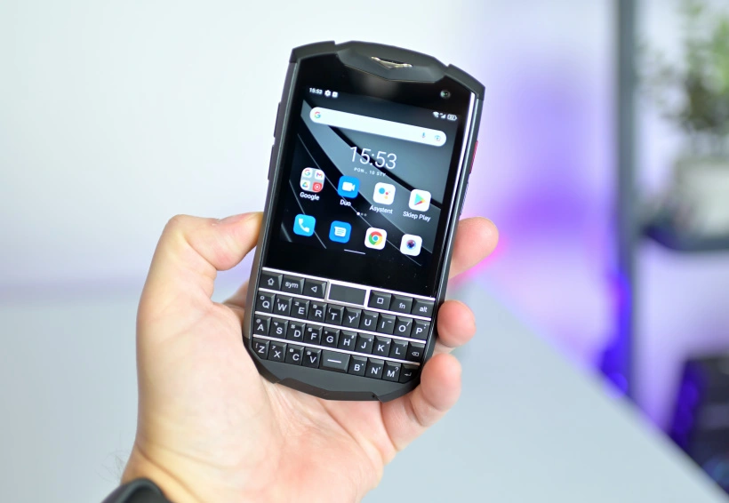 Unihertz Titan Pocket 04