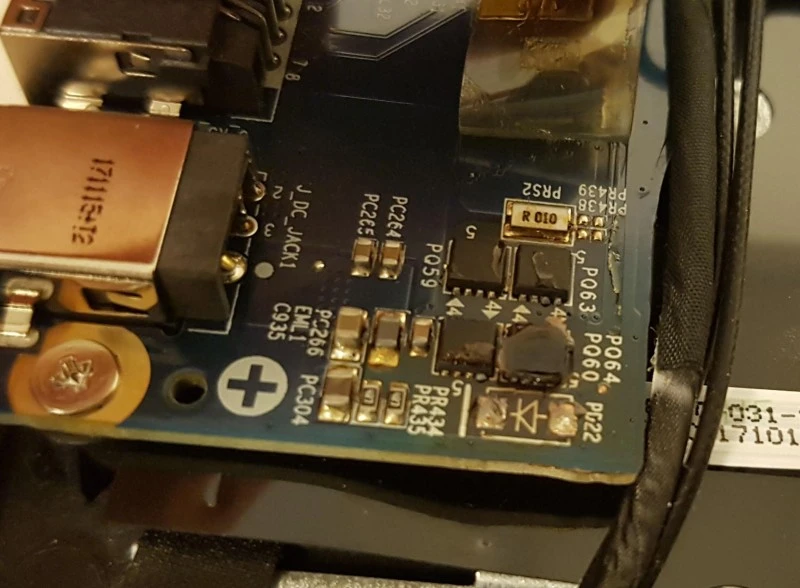 zalany laptop co robic 6