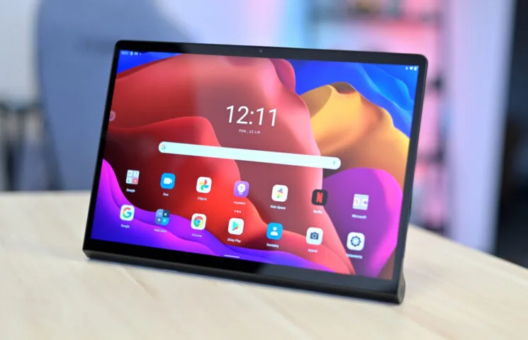 Yoga jest dobra na wszystko. Lenovo Yoga Tab 13 to tablet dla całej rodziny