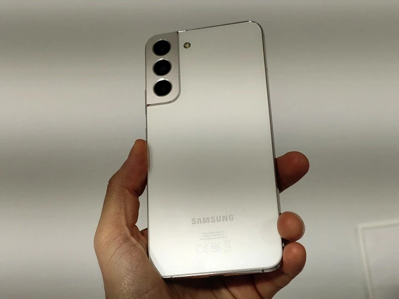 smartfony samsung galaxy s22 4