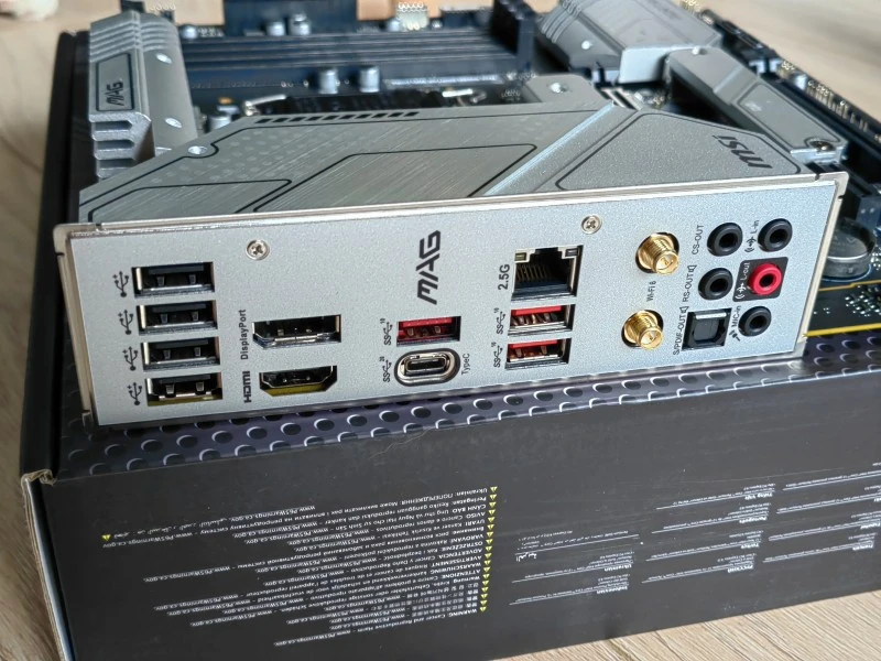 MSI MAG b660m mortar 8