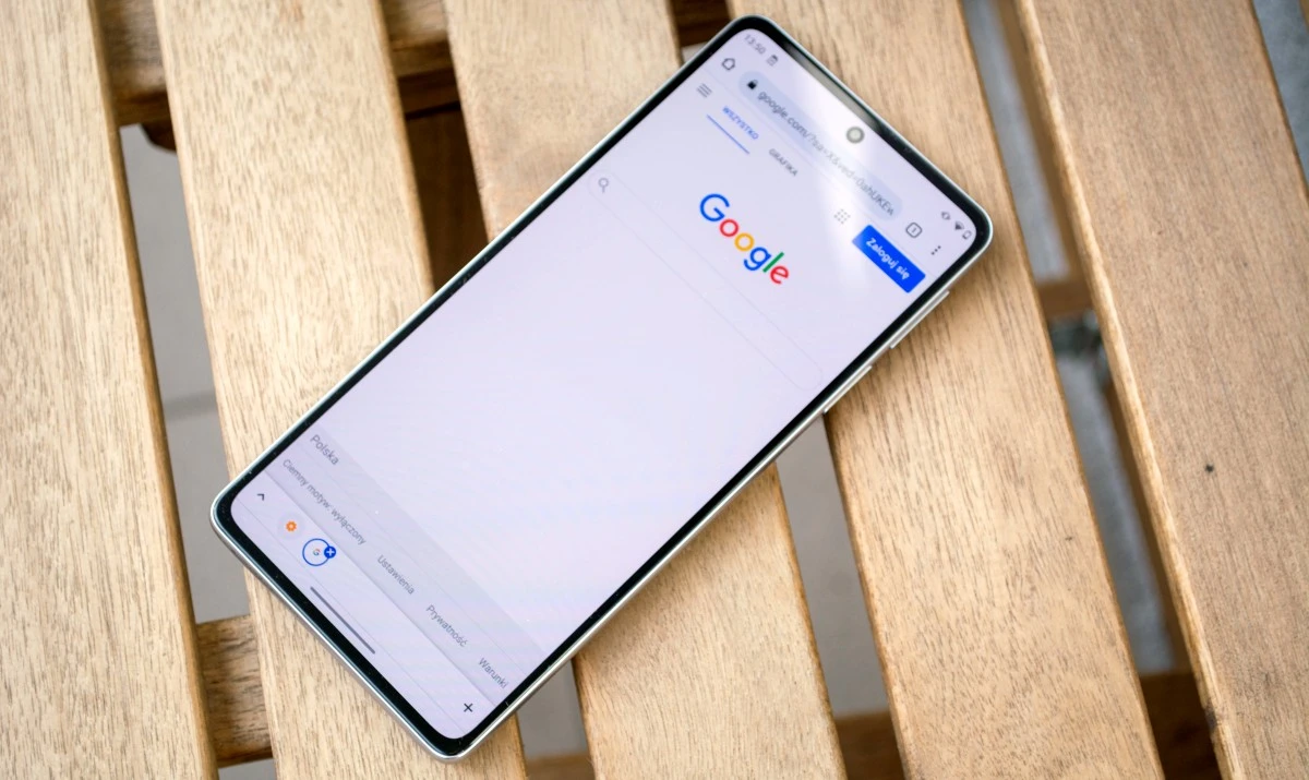 Motorola Edge 30 Pro 11