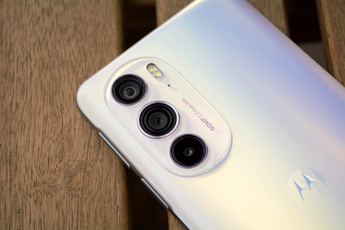 Motorola Edge 30 Pro 9