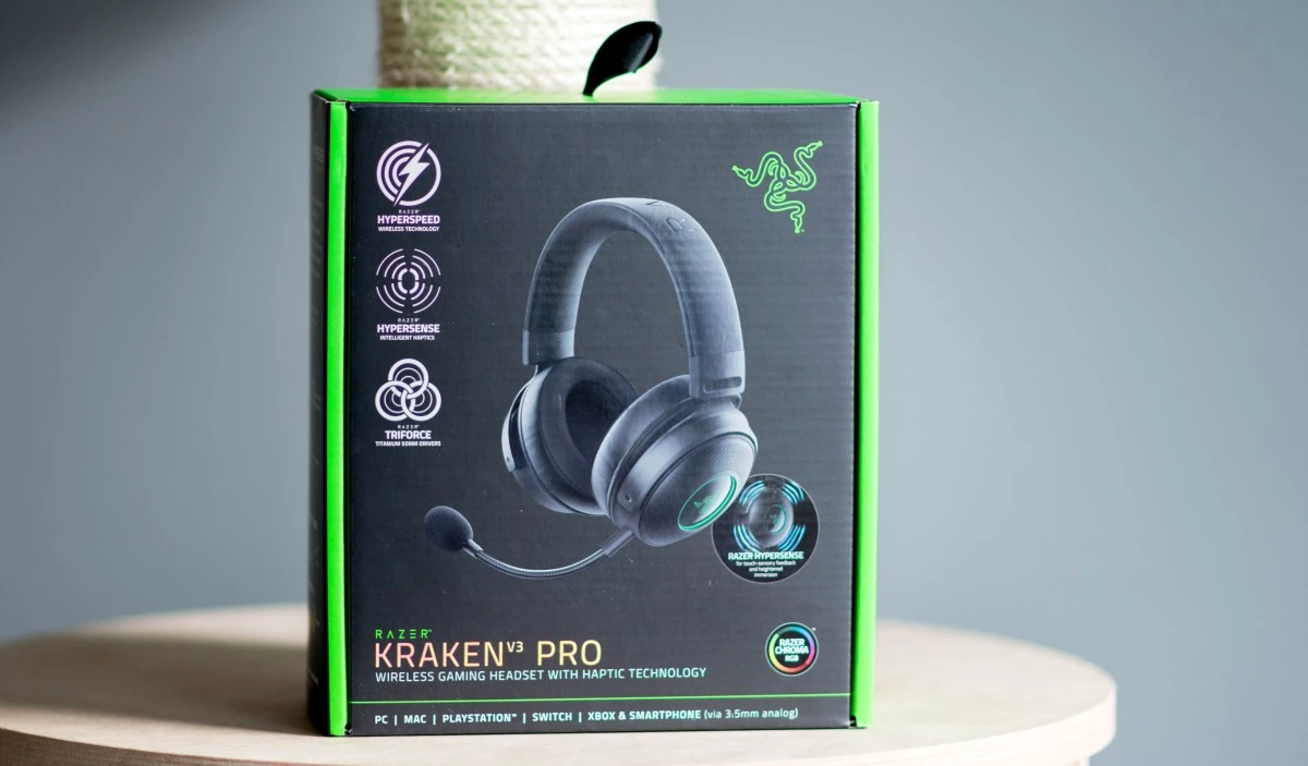 Razer Kraken V3 Pro 10