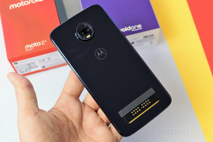 Moto Z3 Play 15