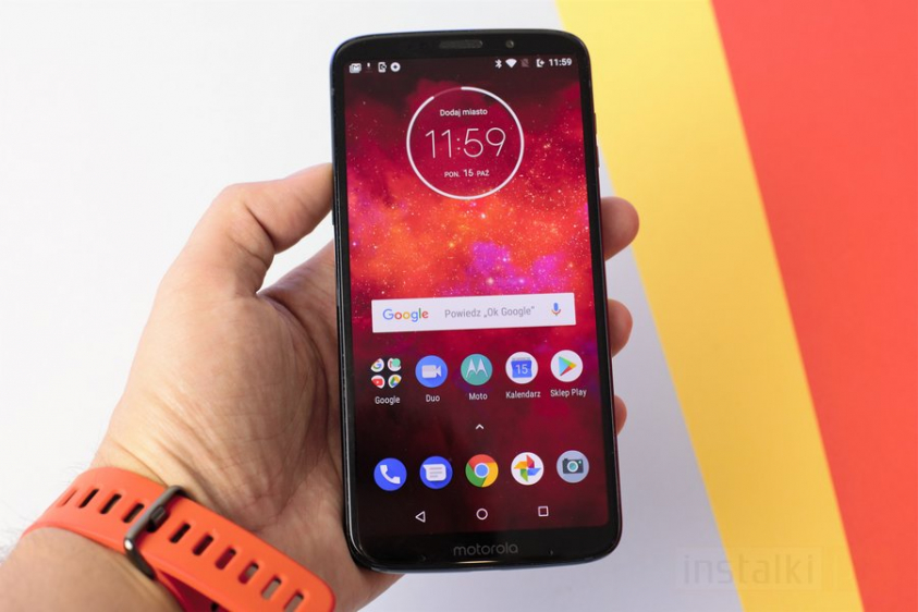 Moto Z3 Play 4