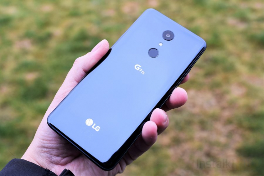 LG G7 Fit 4