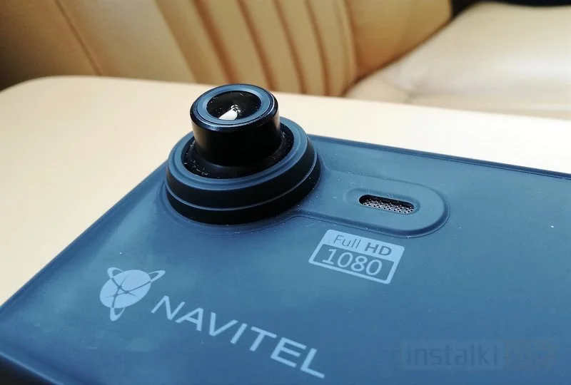 Navitel RE900 10
