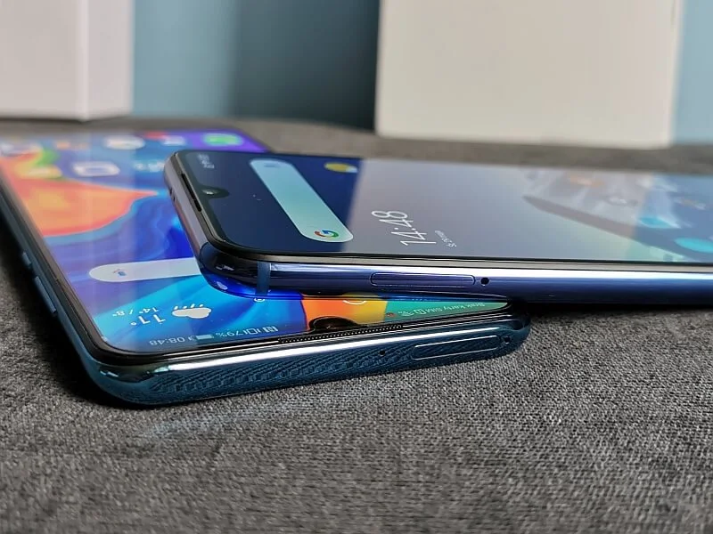 Mi 9 SE vs P30 Lite 18