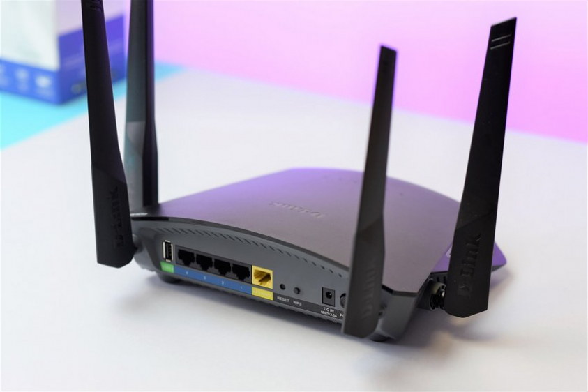 D-Link DIR-2660 EXO 4