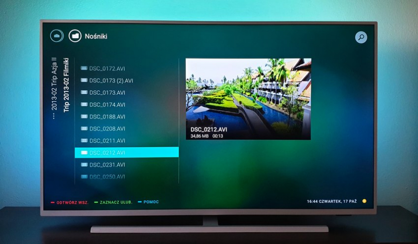 TV Philips PUS7334/12