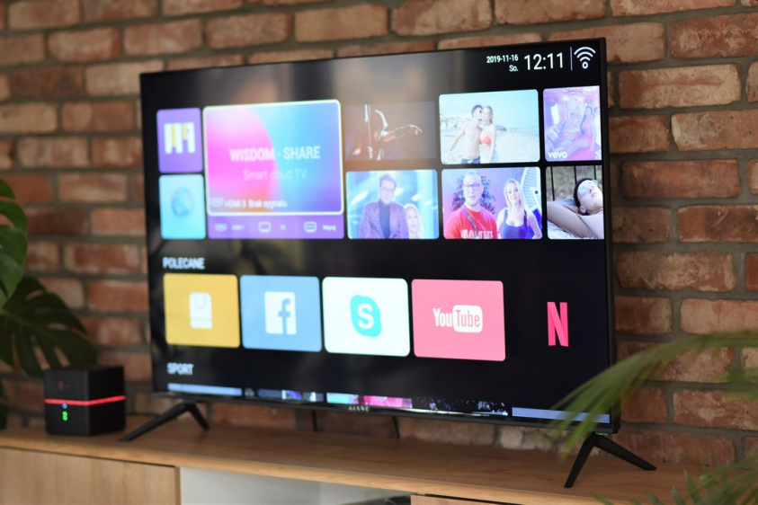 Kiano FrameLess TV 50 4K UHD 2