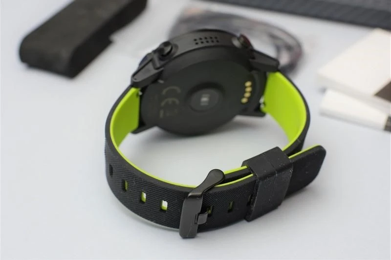 Motus AMOLED recenzja 5