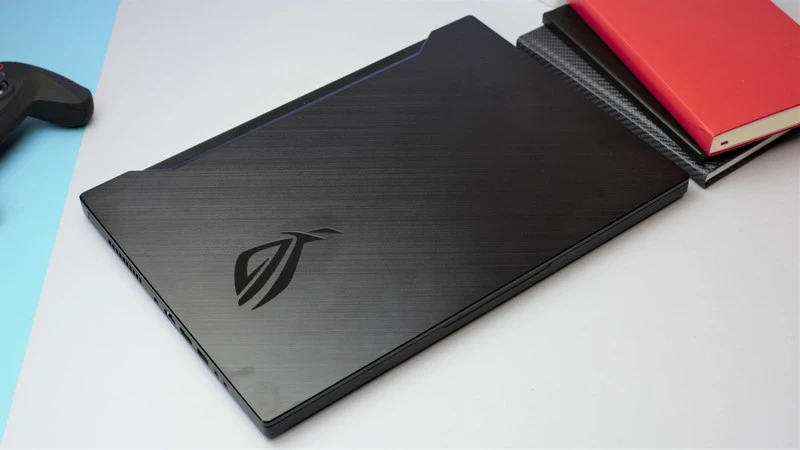 ASUS ROG Zephyrus S GX502GW 1