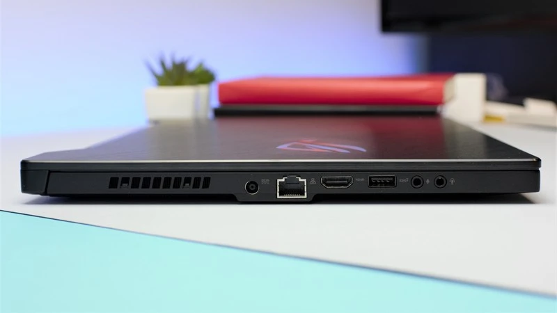 ASUS ROG Zephyrus S GX502GW 2