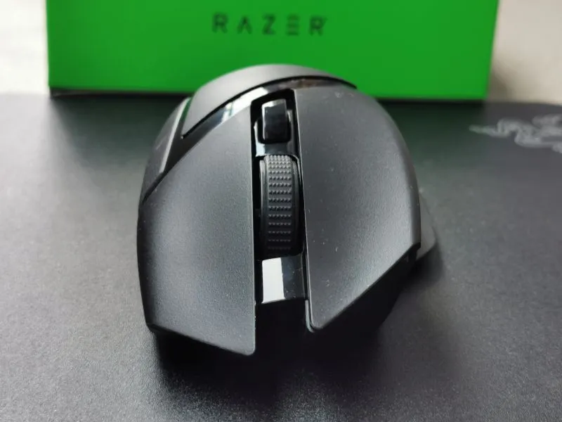 Razer Basilisk X Hyperspeed 27