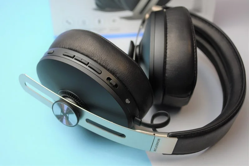 Sennheiser Momentum 3 Wireless 8