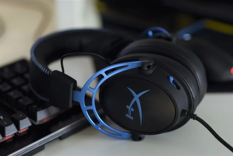 HyperX Cloud Alpha S 13