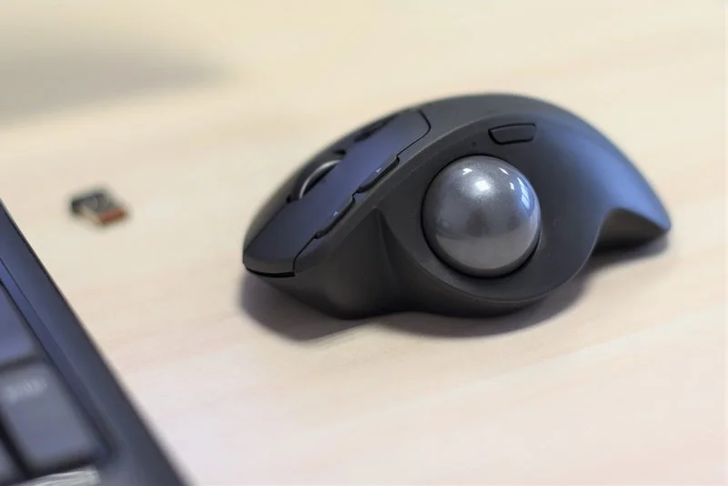 Logitech MX Ergo 5
