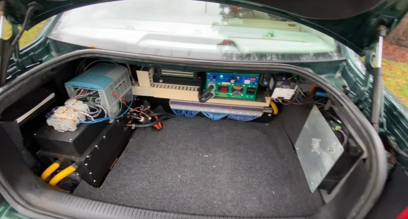 passat b5 elektryczny bagaznik