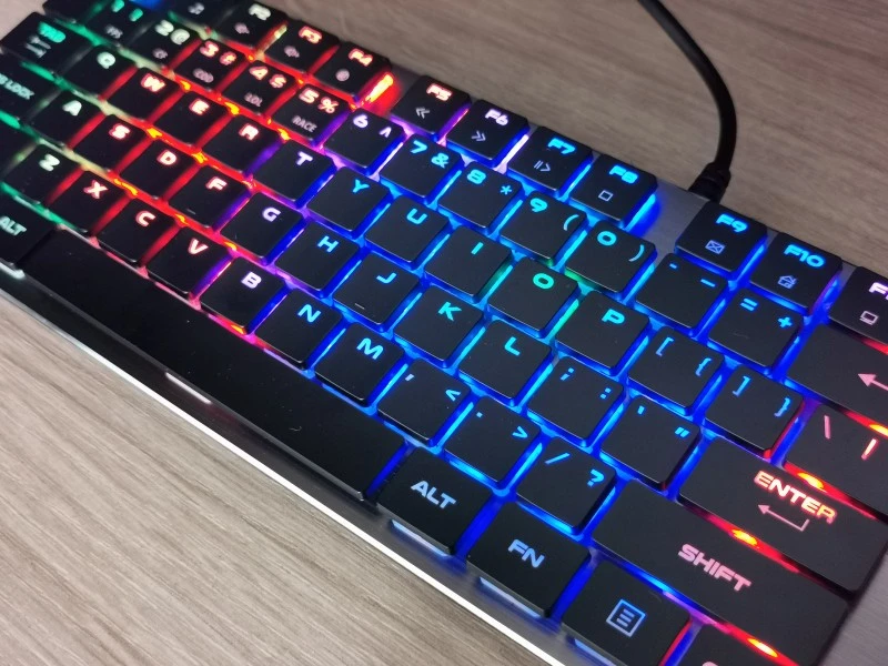 Genesis Thor 420 RGB 25