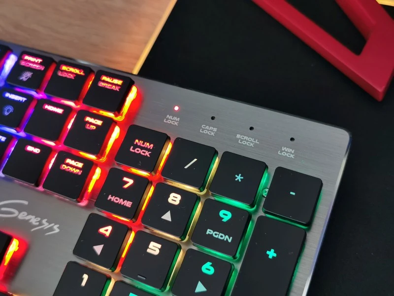 Genesis Thor 420 RGB 6