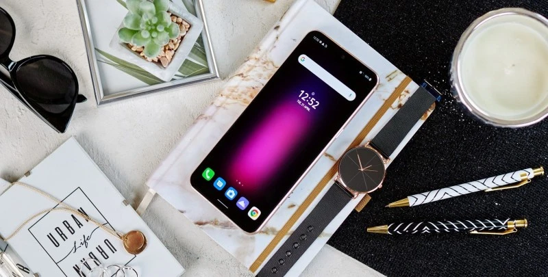 LG V60 ThinQ 5G 1