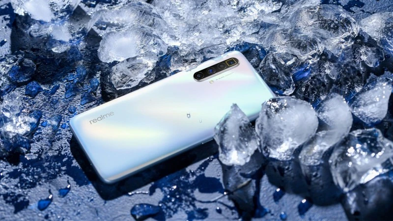 Realme X3 SuperZoom 1