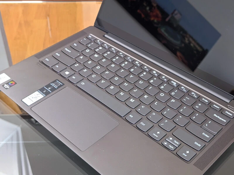 YogaS740 20200526 103455