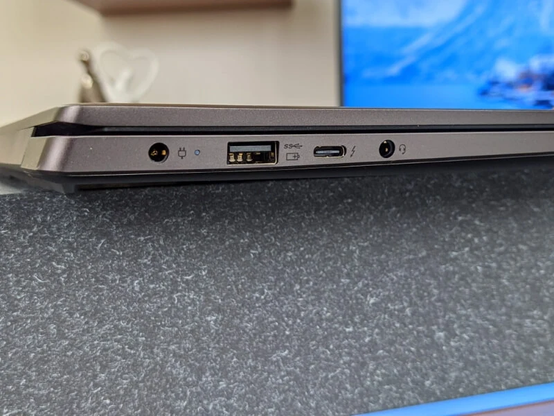 Lenovo Yoga S740