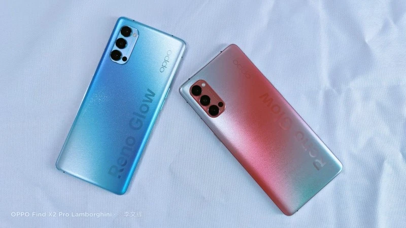 OPPO Reno 4 live photo 2