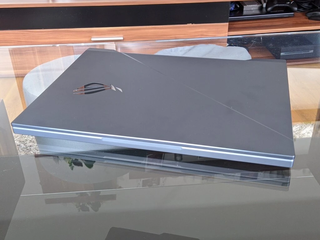 ROG Zephyrus Duo 124740