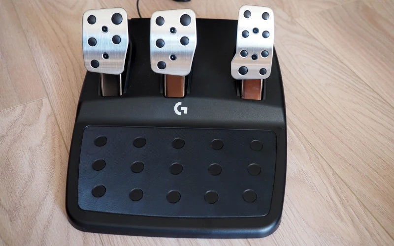 Logitech G923 15