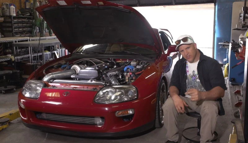 toyota supra gopro w kolektorze 1