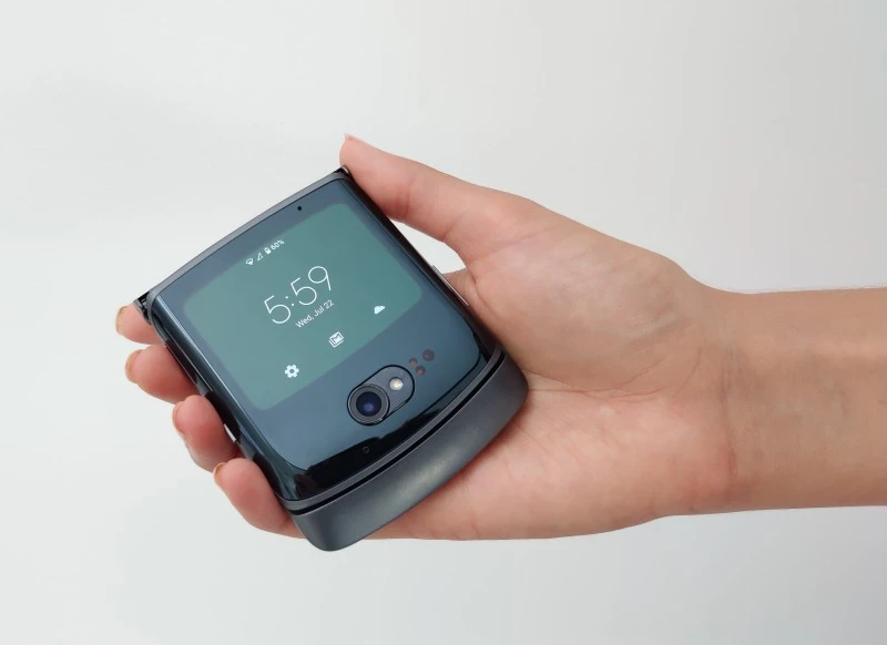Motorola Razr 5G 2