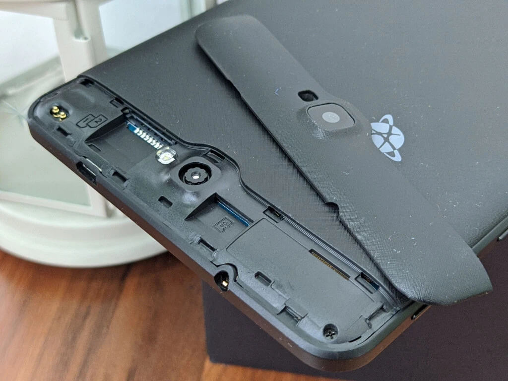 tablet nawigacja navitel t505 pro 20201009 122246 Średni