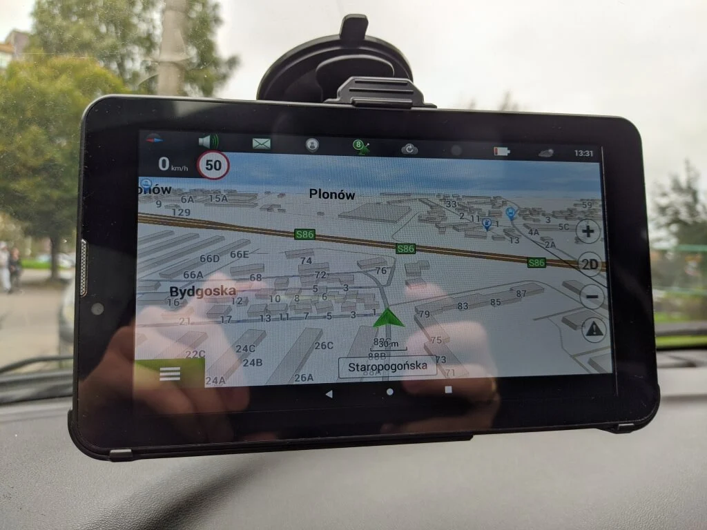 tablet nawigacja navitel t505 pro 20201009 133119 Średni