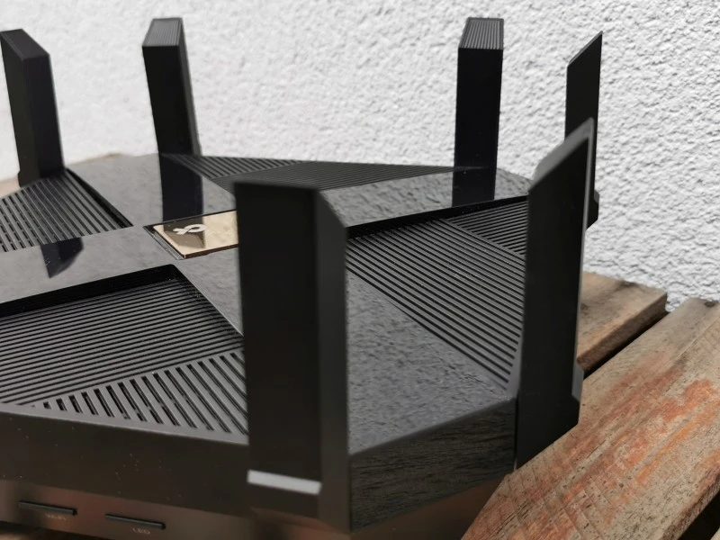 TP-Link Archer AX6000 12