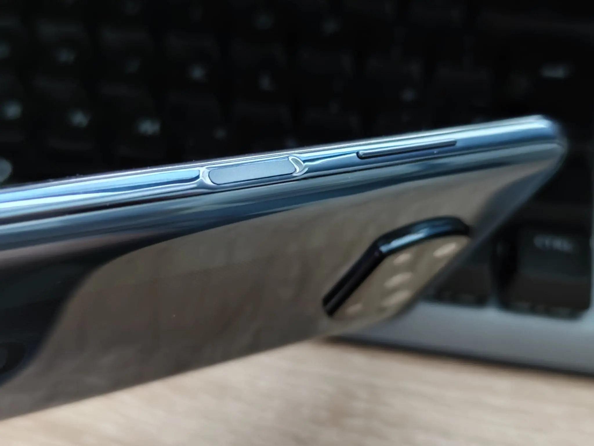 POCO X3 realme 7 Pro porównanie