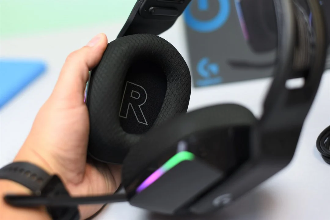 Logitech G733 Lightspeed 5