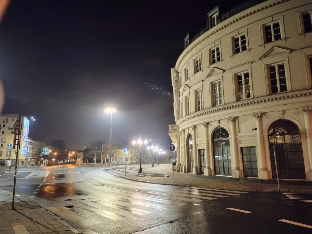 aparat główny - z trybem nocnym