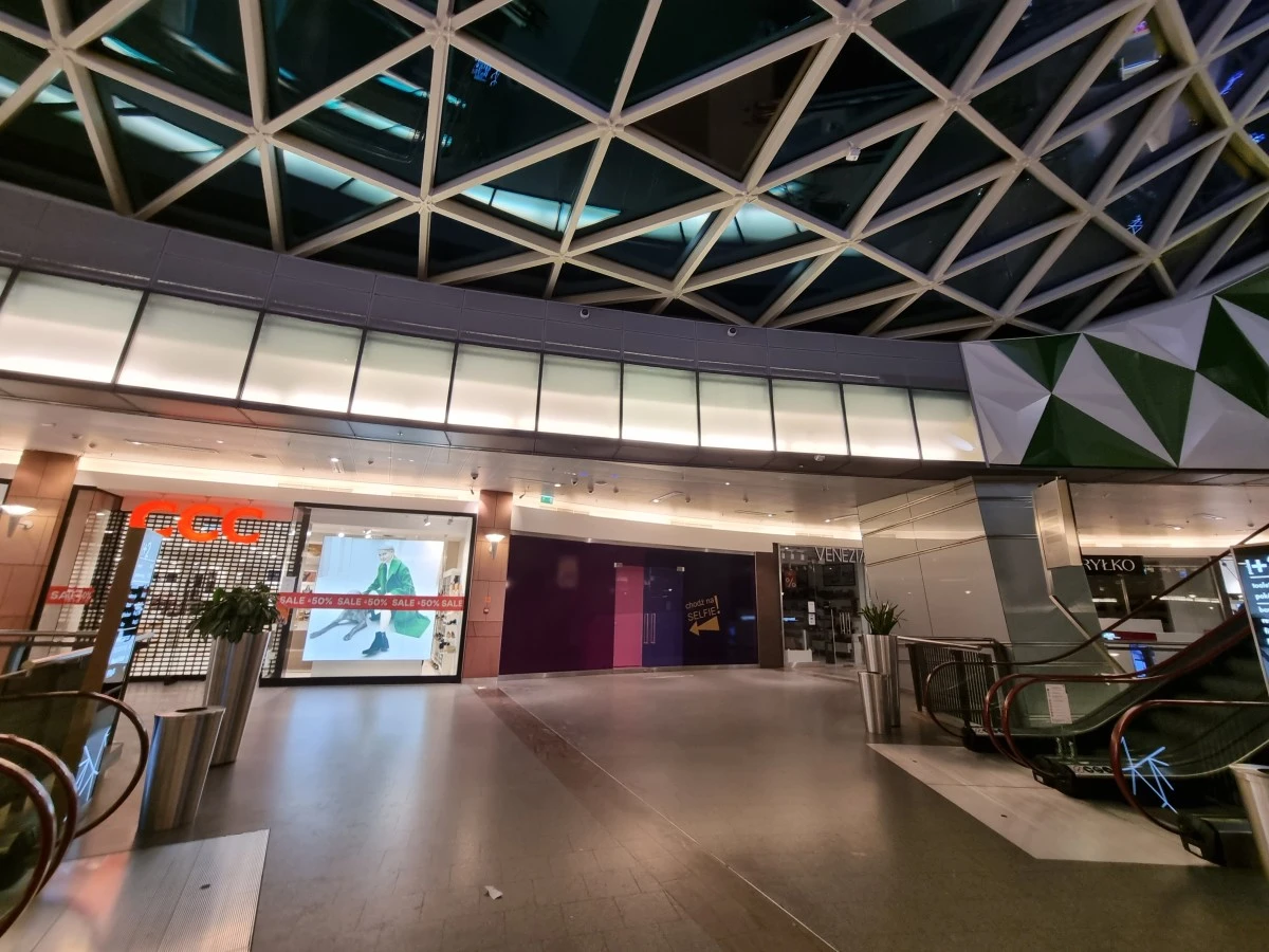 Samsung Galaxy S21 sample