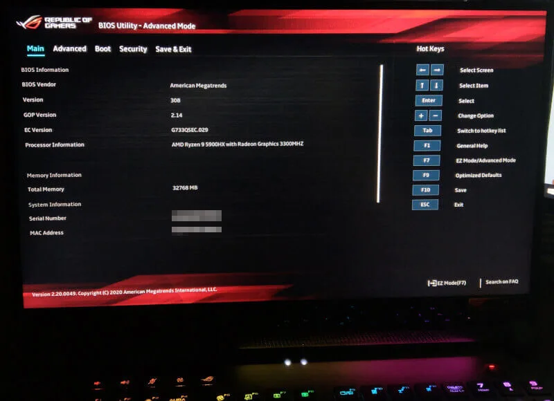 ASUS ROG Strix Scar G733Q
