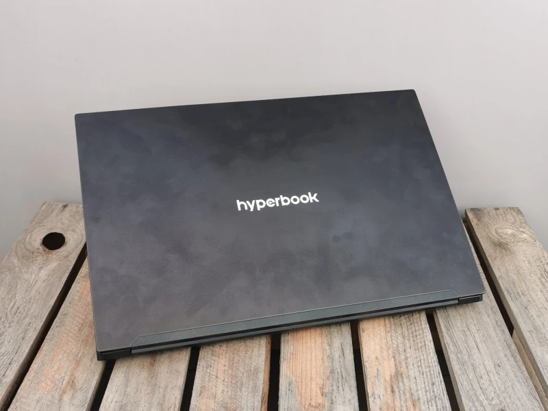 Hyperbook R15 Zen 13