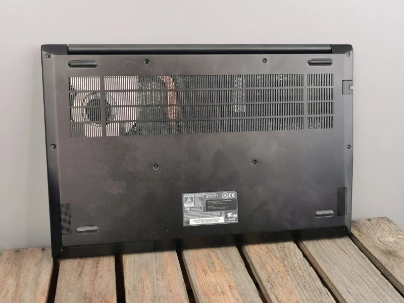 Hyperbook R15 Zen 16