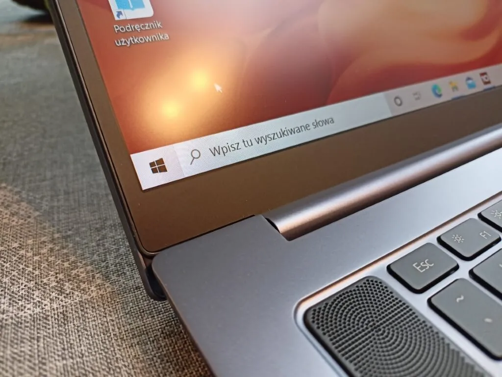 Huawei D16 20210323125840 sredni