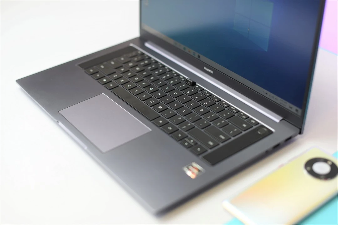 Huawei MateBook D 16 24