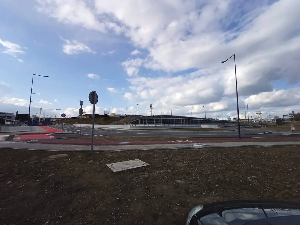 Realme 8 20210407172435 sredni