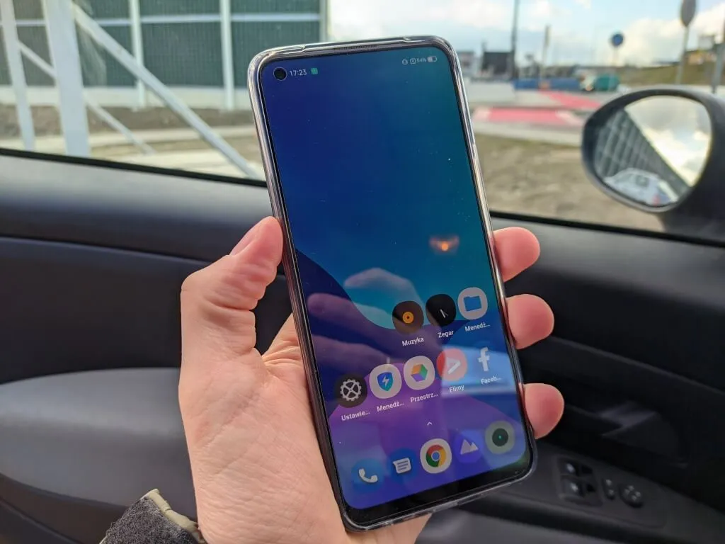 Realme 8 20210407 152311761 sredni