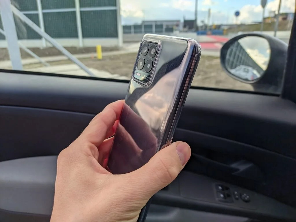 Realme 8 20210407 152318865 sredni